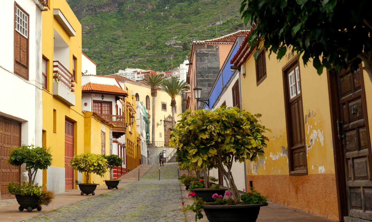 Quel lieu et hébergement choisir aux Canaries ?