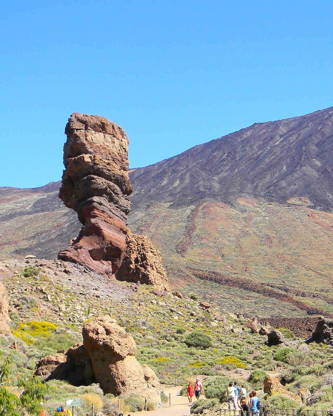 Los Roques de García 1 roque cinchado, Tenerife