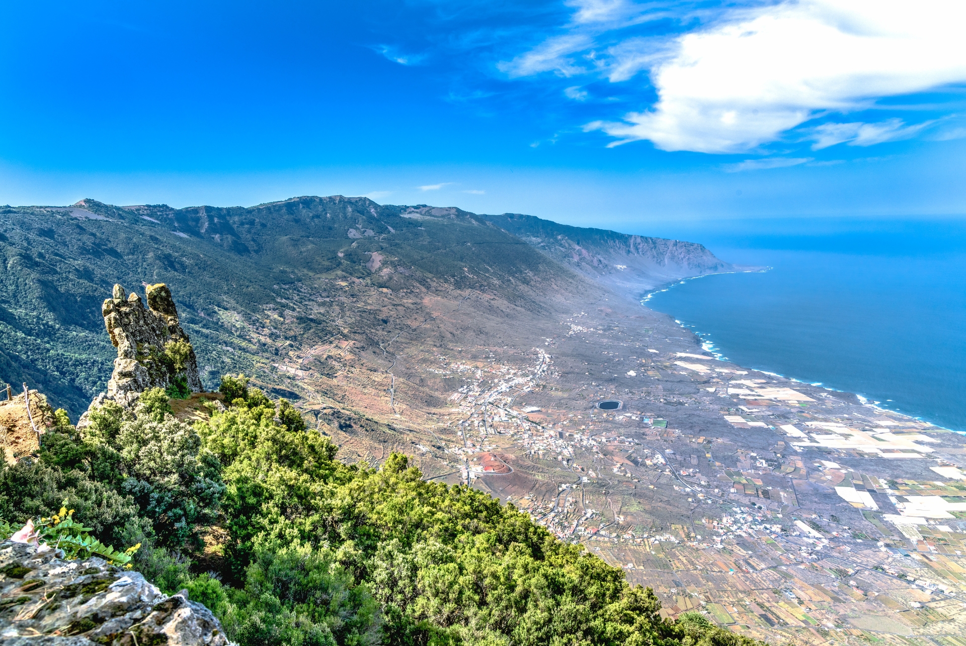 el hierro la frontera